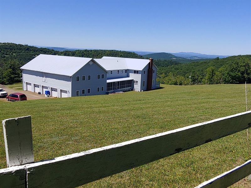Large Family Home B&B in Floyd VA : Floyd : Floyd County : Virginia