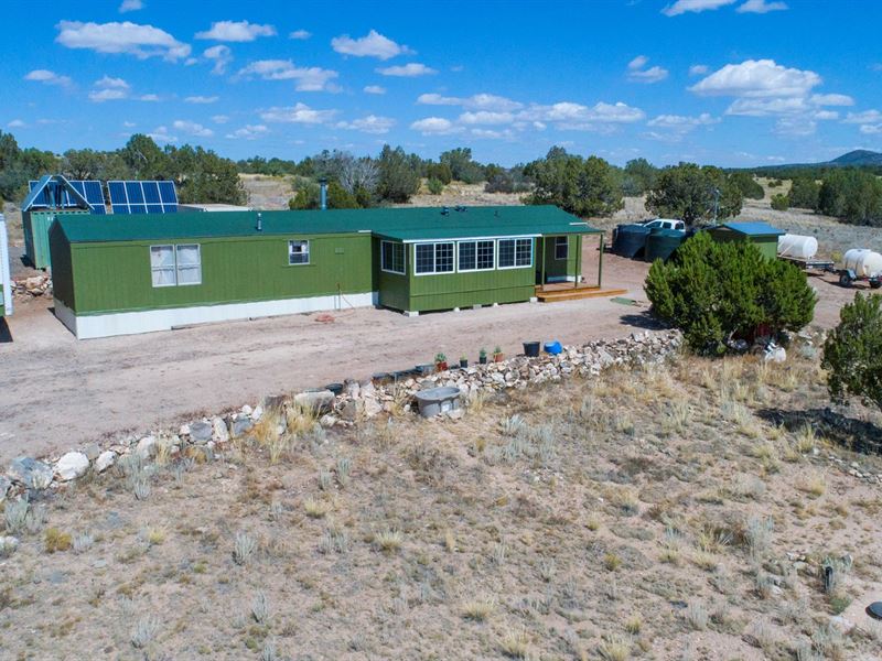 Northern AZ Ranch in Seligman, Ranch for Sale in Arizona, 211692