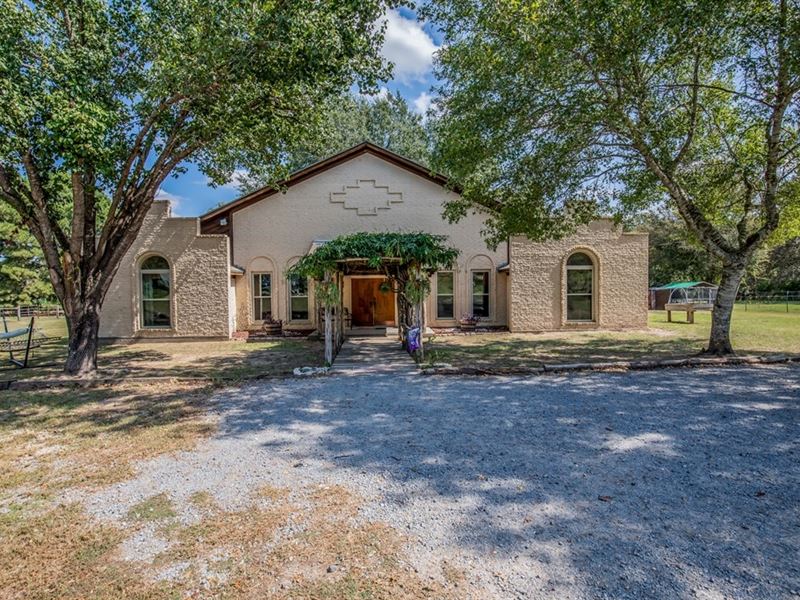RanchStyle Home Acreage, Buffalo Ranch for Sale in Buffalo, Leon