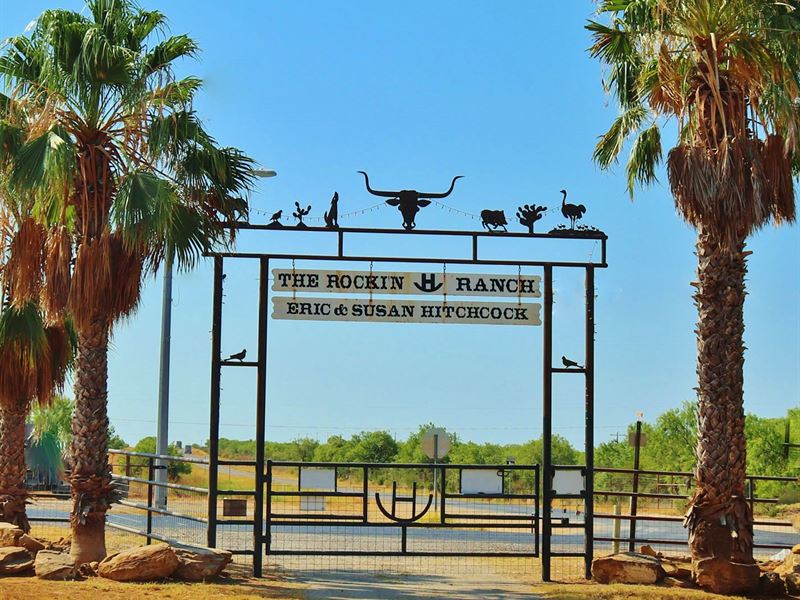 Historic South Texas Hunting Ranch : Asherton : Dimmit County : Texas