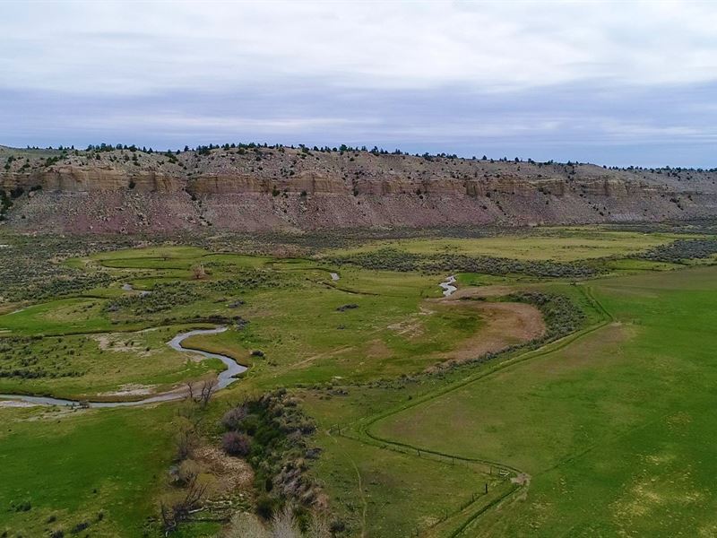 Cattle Ranch Stunning Views, Ranch for Sale in Wyoming, 224683 RANCHFLIP