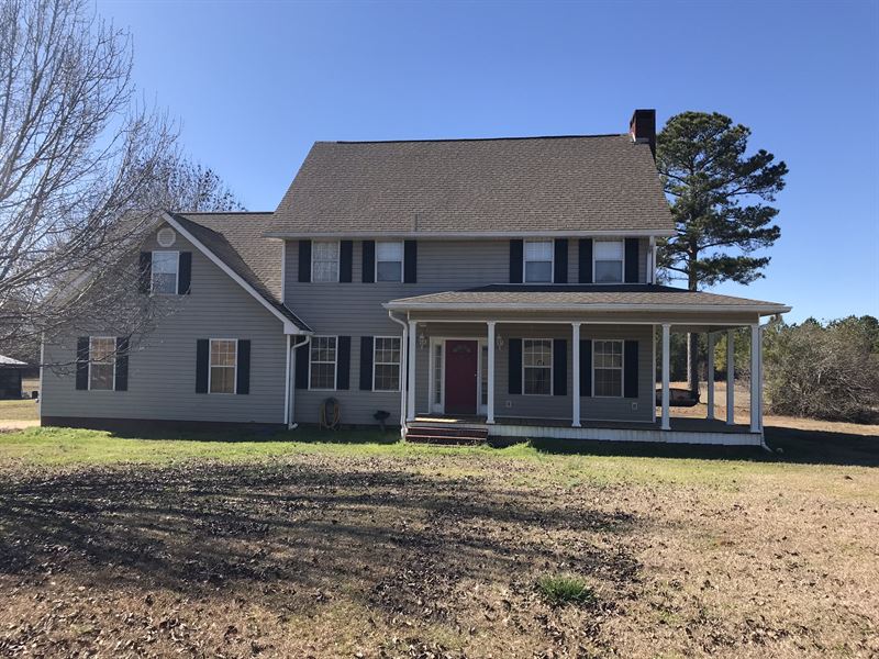 Wonderful Home of 20 Acres Ranch for Sale in Thomaston, Marengo