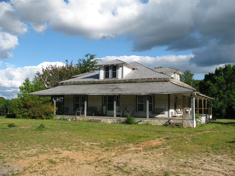TN Acreage Country Home, No Ranch for Sale in Morris Chapel, Hardin