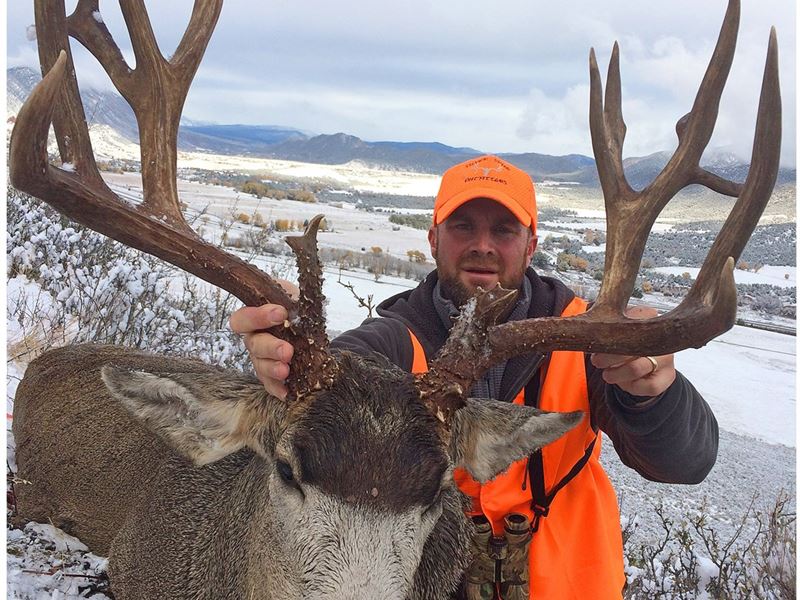 Colorado Outfitting Business Lodge : Silt : Garfield County : Colorado