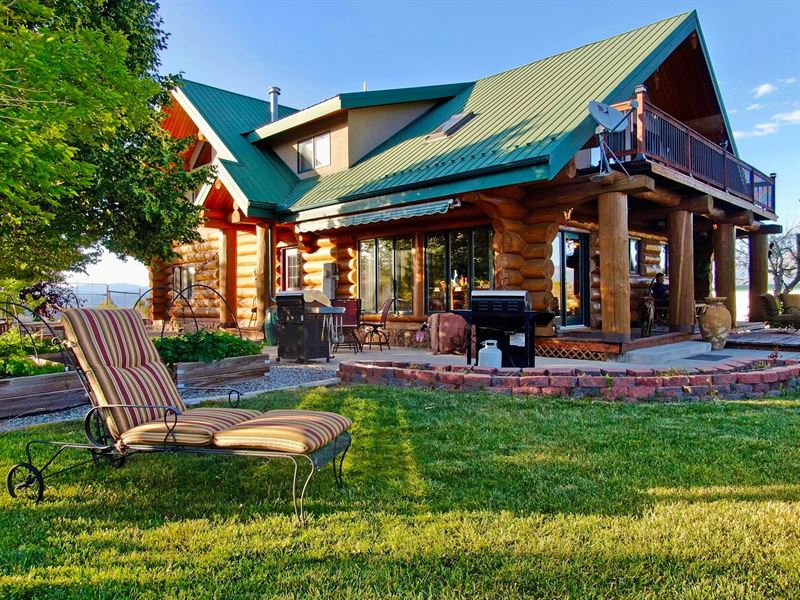 Ranch 73 Acres Custom Log Home, Hay Ranch for Sale in
