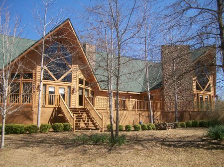 Hunting Lodge W/ Land and Lake : Elba : Coffee County : Alabama