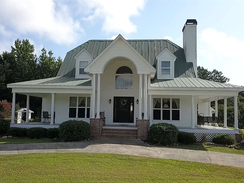 Beautiful Equestrian Estate, Ranch for Sale in 251346 RANCHFLIP