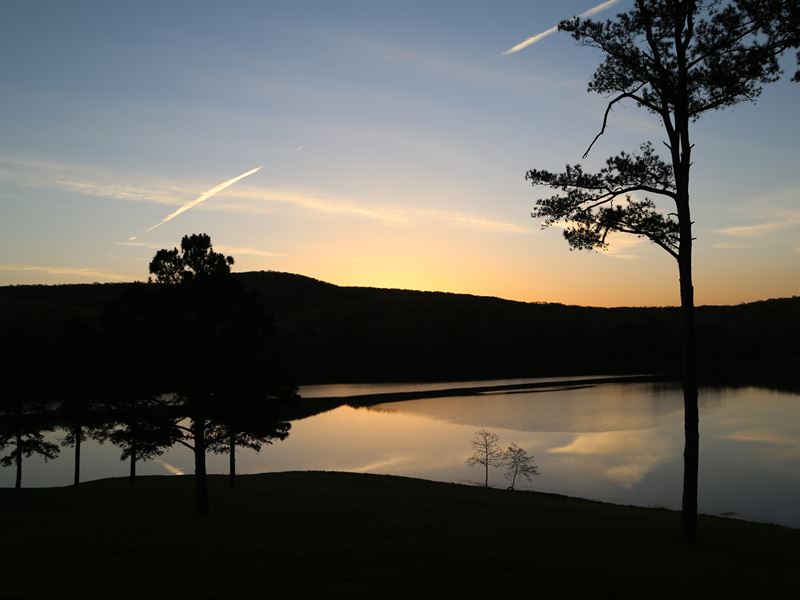 Private Mountain Lake Estate, Ranch for Sale in Missouri, 253875