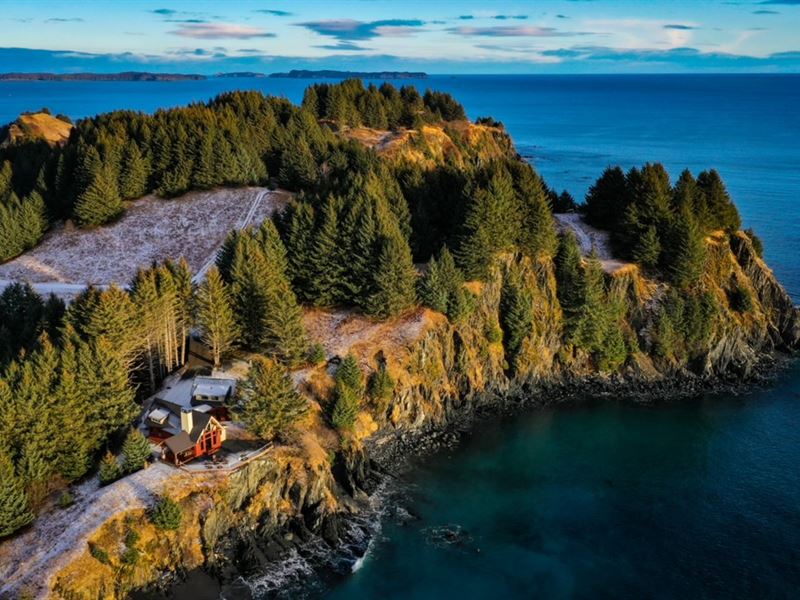 The Luxury Cabin Cliff Point : Kodiak : Kodiak Island Borough : Alaska