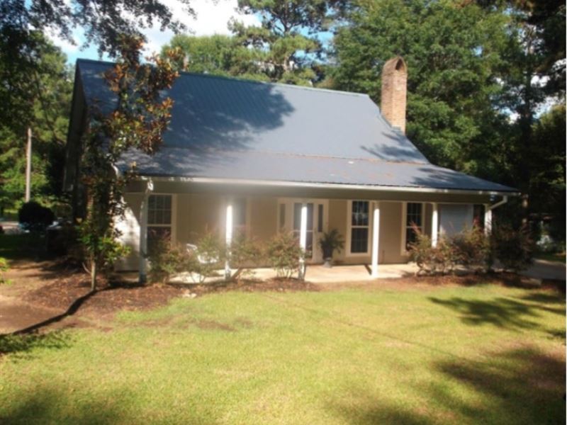 10 Acres With A Home In Pike County Ranch for Sale in Pike County, Mississippi