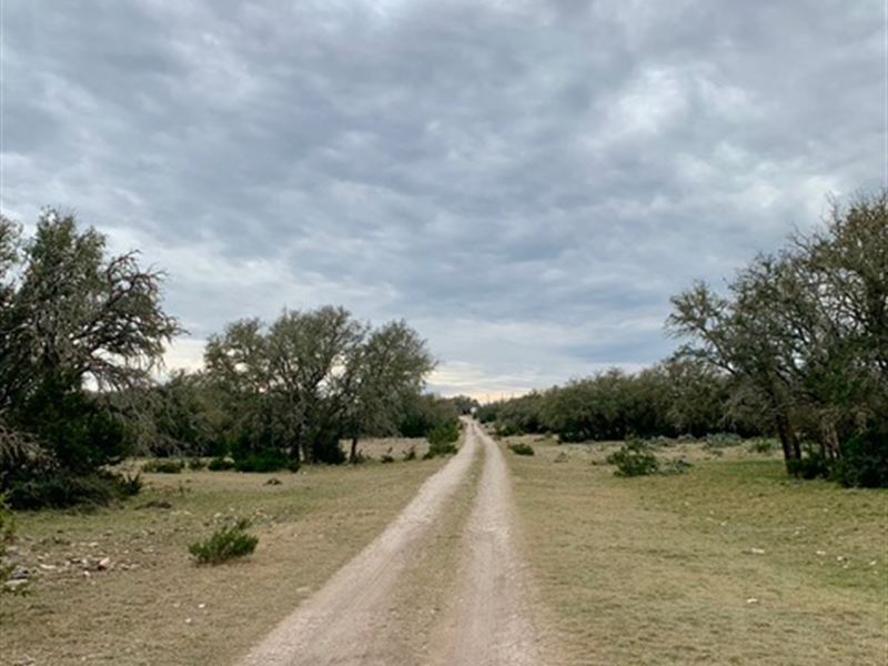 Axis Draw Ranch Lot 64 : Rocksprings : Edwards County : Texas