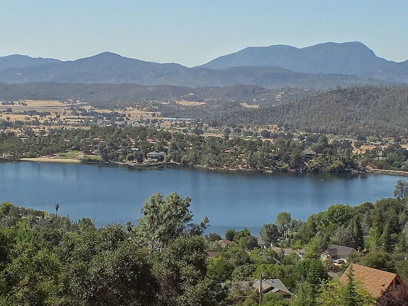 23 Stunning Acres in Lake County CA : Clearlake Oaks : Lake County : California