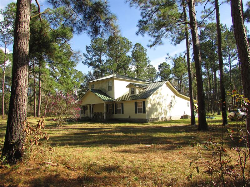 57 Private Acres, 2 Large Homes, Ranch for Sale in 261114 RANCHFLIP