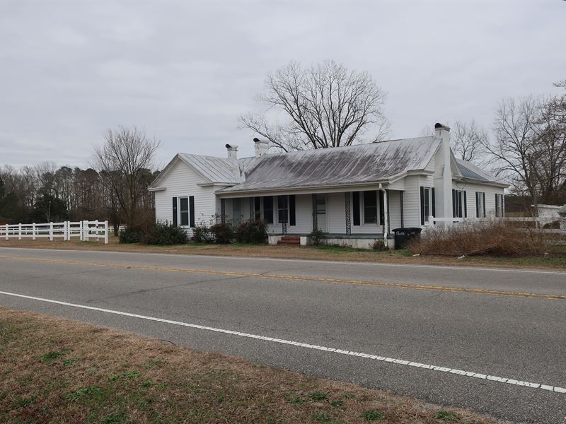 What a Find. Right in Town : Chocowinity : Beaufort County : North Carolina