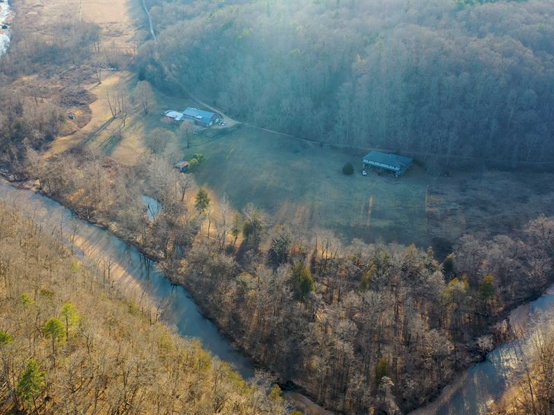 River Front Home, Land, Hunting : Willow Springs : Douglas County : Missouri