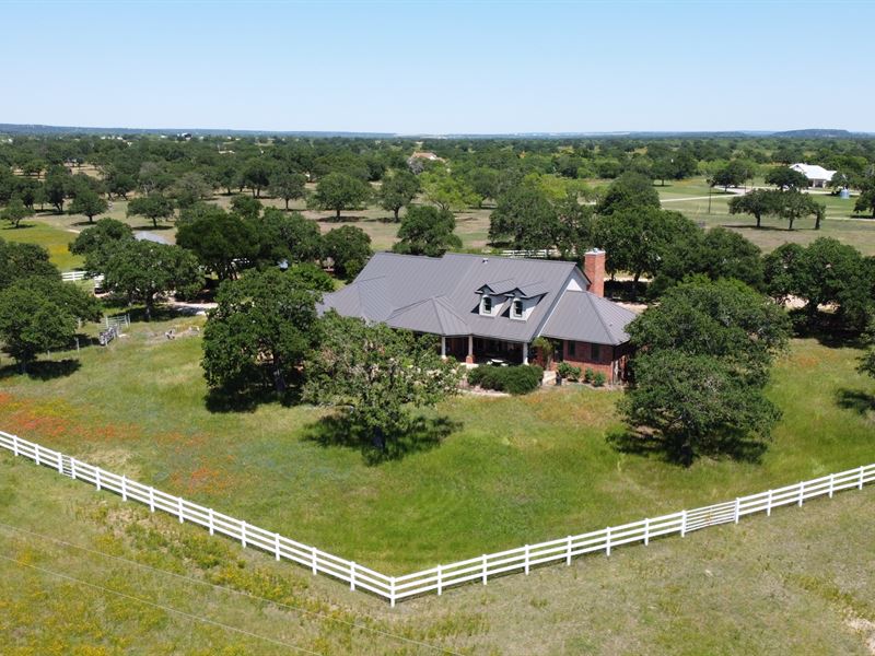 Texas Hill Country : Marble Falls : Burnet County : Texas