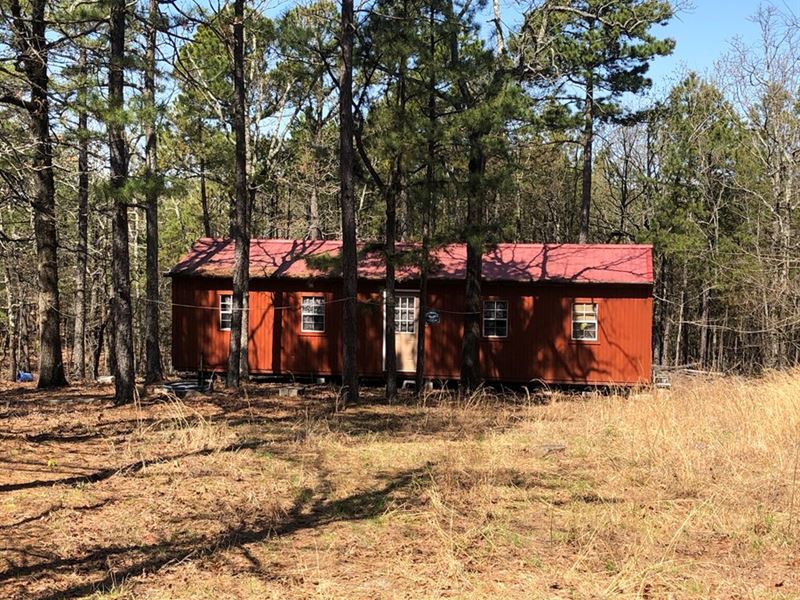 Private Mountain Camping Hunting : Red Oak : Latimer County : Oklahoma