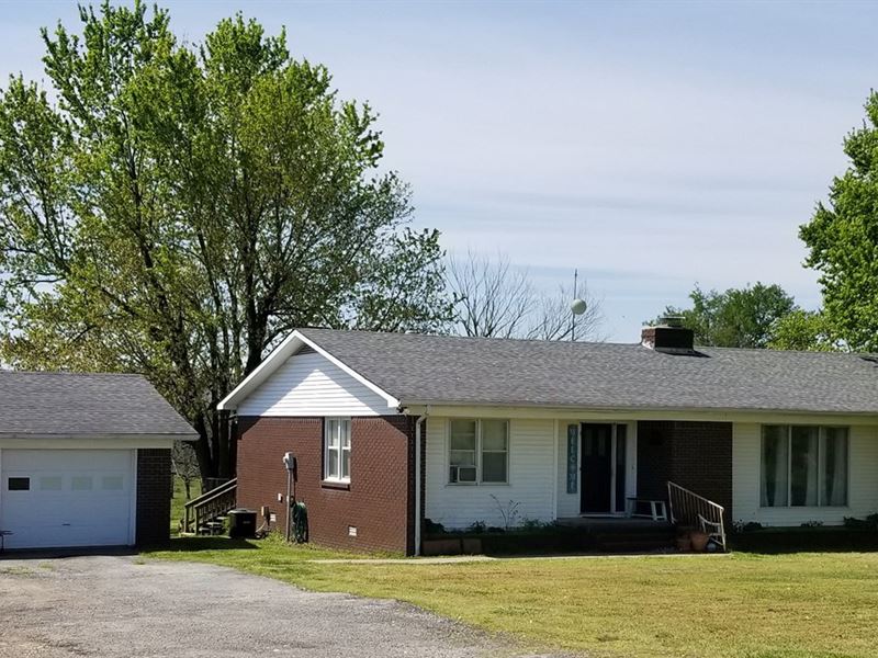 Home & 19 Acres Close to Berryville : Berryville : Carroll County : Arkansas