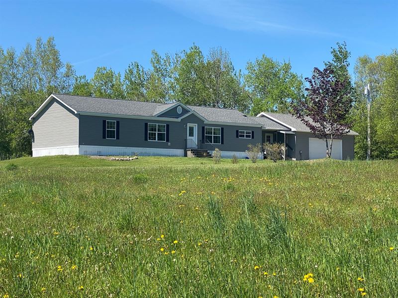 Farm Home for Sale in Winn, Maine : Winn : Penobscot County : Maine