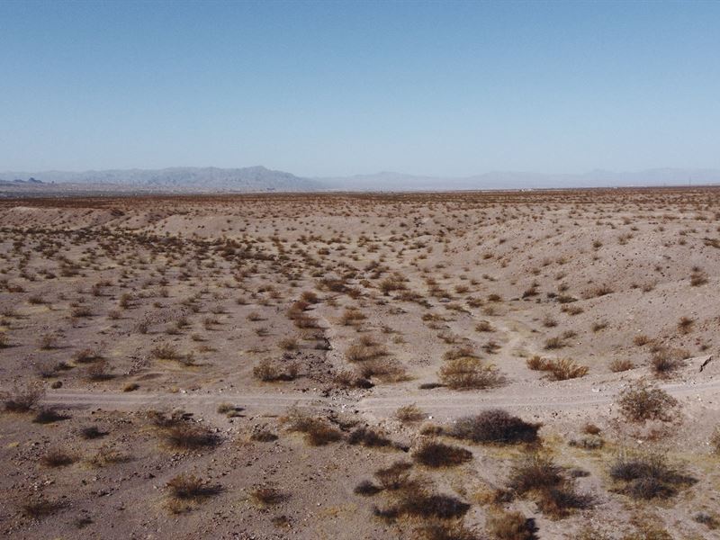 40.00 Acres in Mohave County : Topock : Mohave County : Arizona