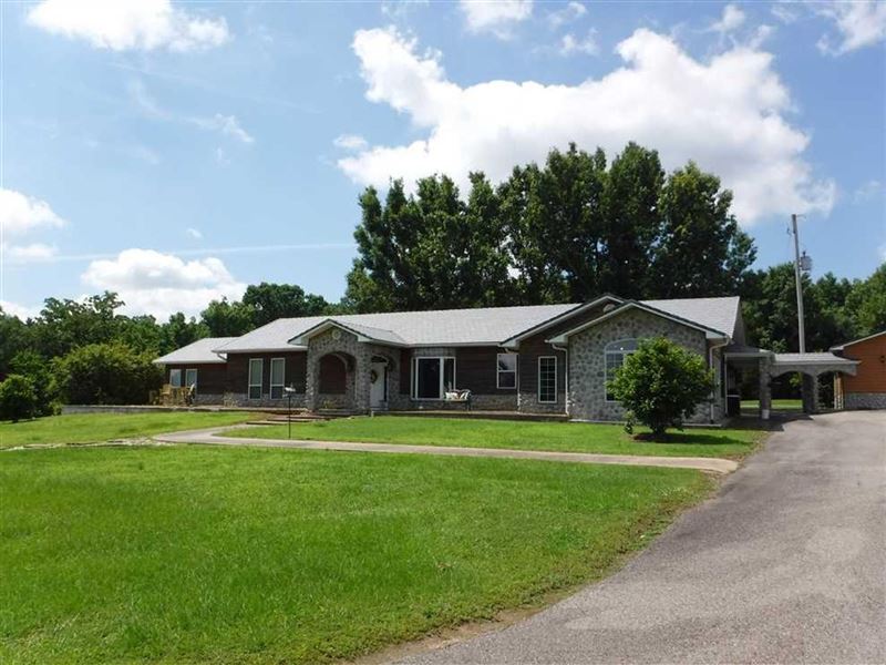 122 Acres of Ranch and Recreational : Ola : Yell County : Arkansas