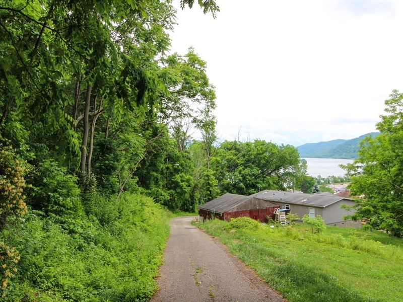 Fourth Street, 12 Acres, Monroe : Clarington : Monroe County : Ohio