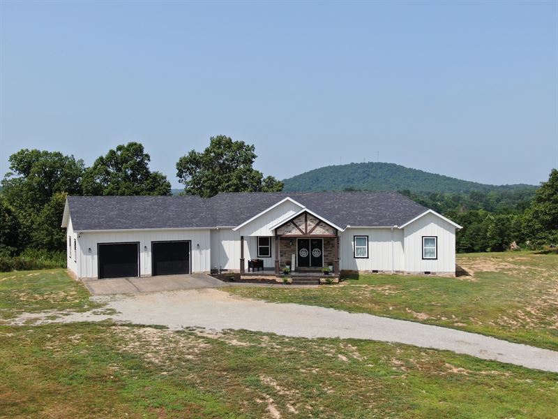 Ozarks Home and Acreage for Sale : Salem : Fulton County : Arkansas