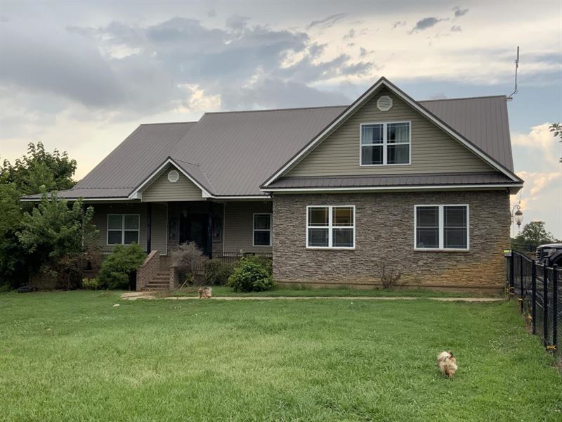 7 Bed, 4.5 Bath, 5923 Sq ft Liv : Cave City : Sharp County : Arkansas