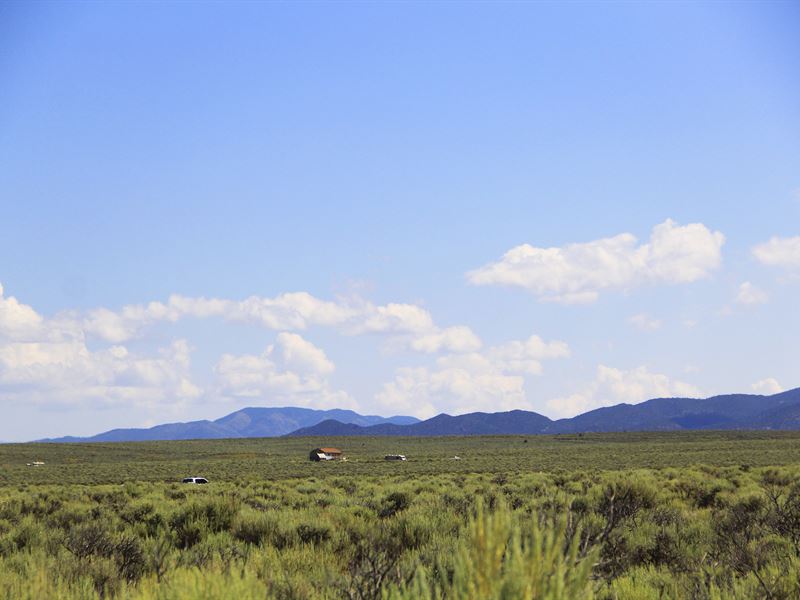 Endless Scenery on 15.5 Acres : San Luis : Costilla County : Colorado