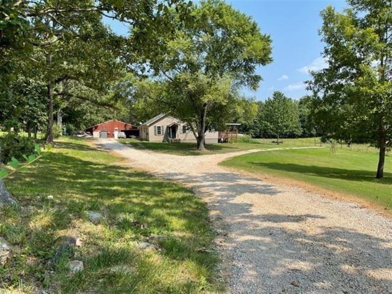 51.3 Acres, 4 Bedroom 2 Bath, Shop : Mountain View : Howell County : Missouri