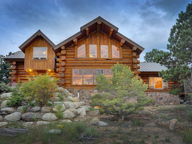 Log Built Home on 40 Acres : Buena Vista : Chaffee County : Colorado