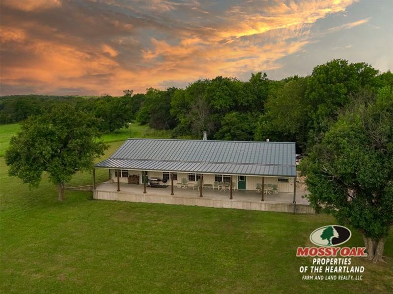 320 Turn-Key Lodge in Southeast : Longton : Elk County : Kansas
