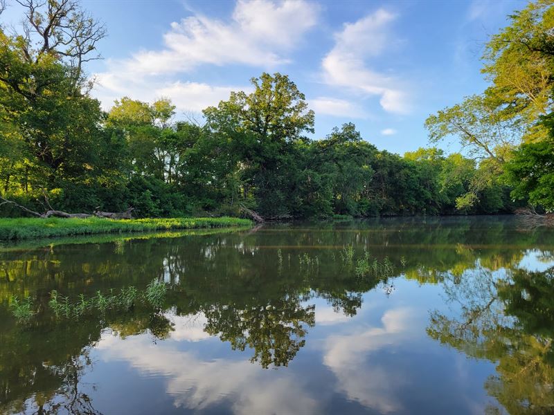 River Ranch, Farm, Hunt, Fish : Hartville : Wright County : Missouri