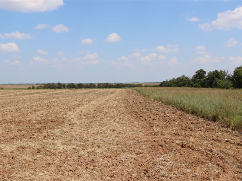 160 Acres in Deer Creek, Oklahoma : Deer Creek : Grant County : Oklahoma