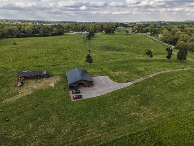 Stunning Acreage with Creek : Chickamauga : Walker County : Georgia