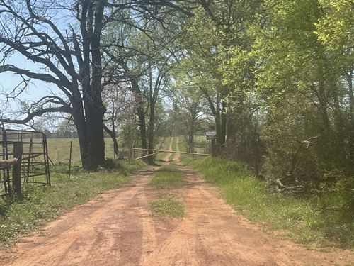 Lilbert Tract : Douglass : Nacogdoches County : Texas
