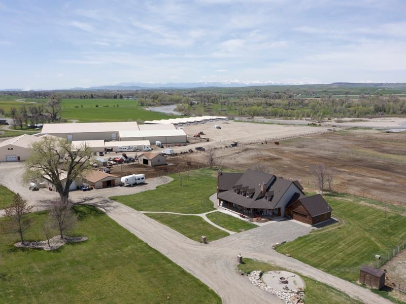 Cottonwood Equestrian Center : Joliet : Carbon County : Montana