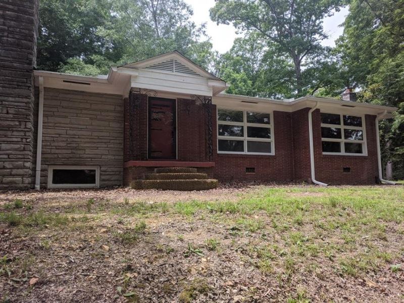 House and 16.3 Acres in Benton Coun : Camden : Benton County : Tennessee