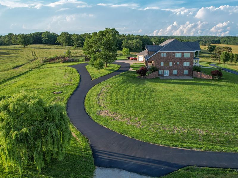Rolla Road Farm : Willow Springs : Howell County : Missouri