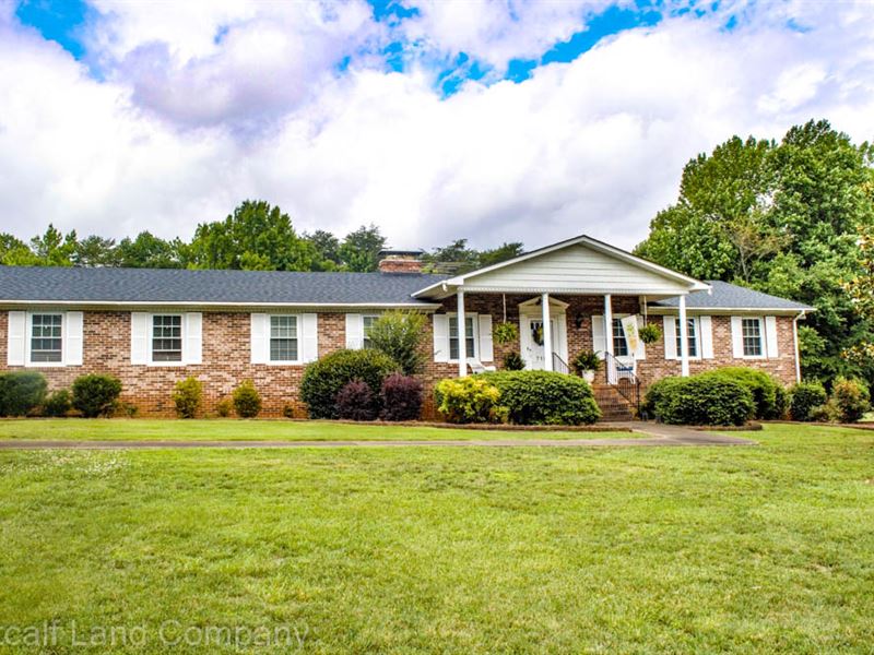 Charming Home with 19+/- Acres : Lyman : Spartanburg County : South Carolina
