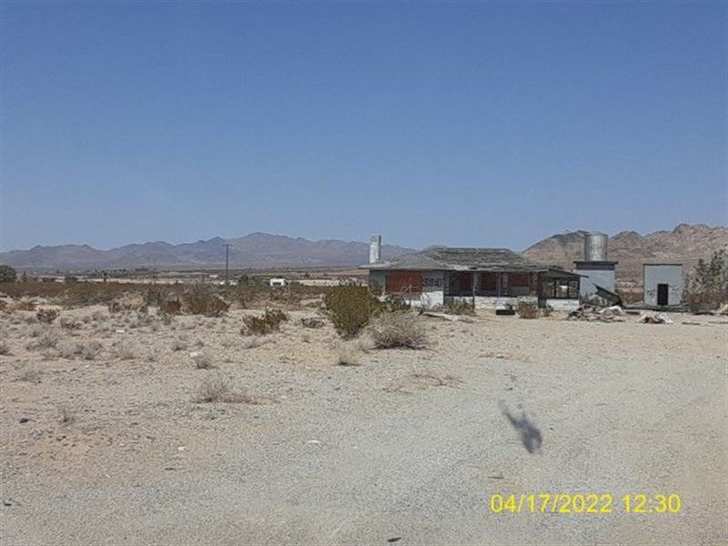40 Ac in Lucerne Valley, CA : Lucerne Valley : San Bernardino County : California