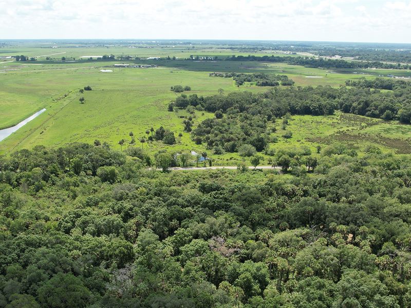 Okeechobee 10 AC Rec Retreat, Ranch for Sale in Florida, 324769
