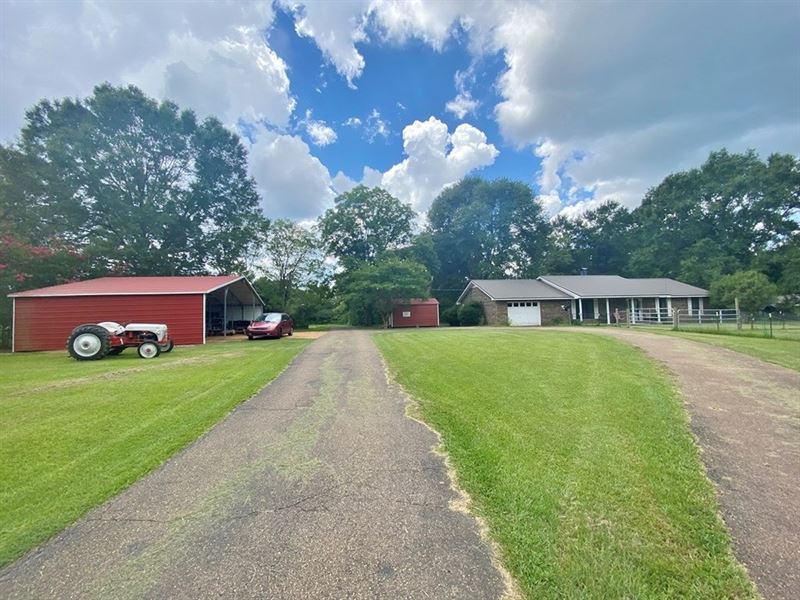 Home & 48 Acres Ranch for Sale in Jayess, Lawrence County