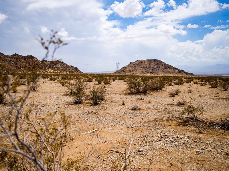 41.6 Acre Lot in Barstow, CA : Town Of Apple Valley : San Bernardino County : California