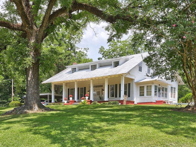 Stunning Home And 161 Prime Acres : Union Springs : Bullock County : Alabama