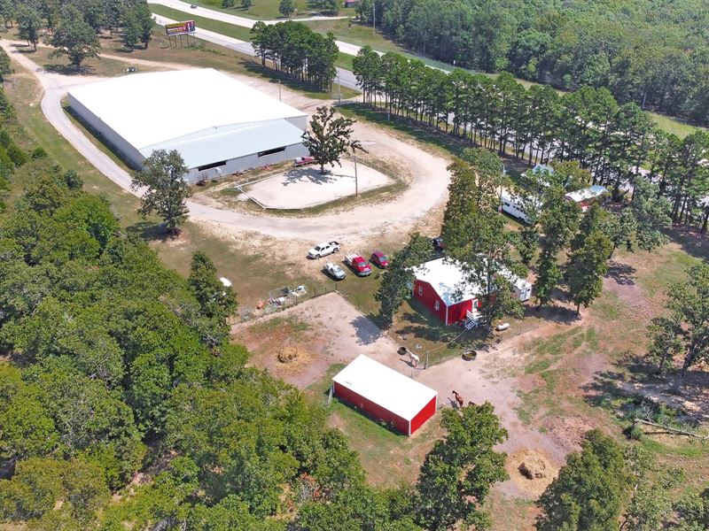 Arena, Horse Property with Home : Mountain View : Howell County : Missouri