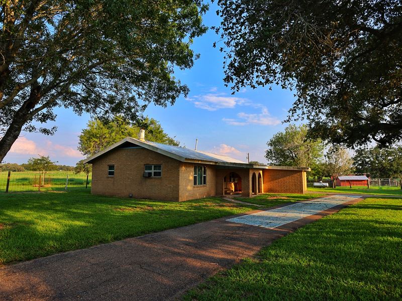 Hoffman 49 : Cuero : Dewitt County : Texas