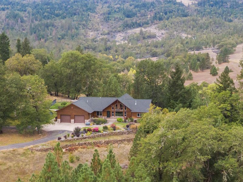 Ragsdale Ranch with Private Airport : Trail : Jackson County : Oregon
