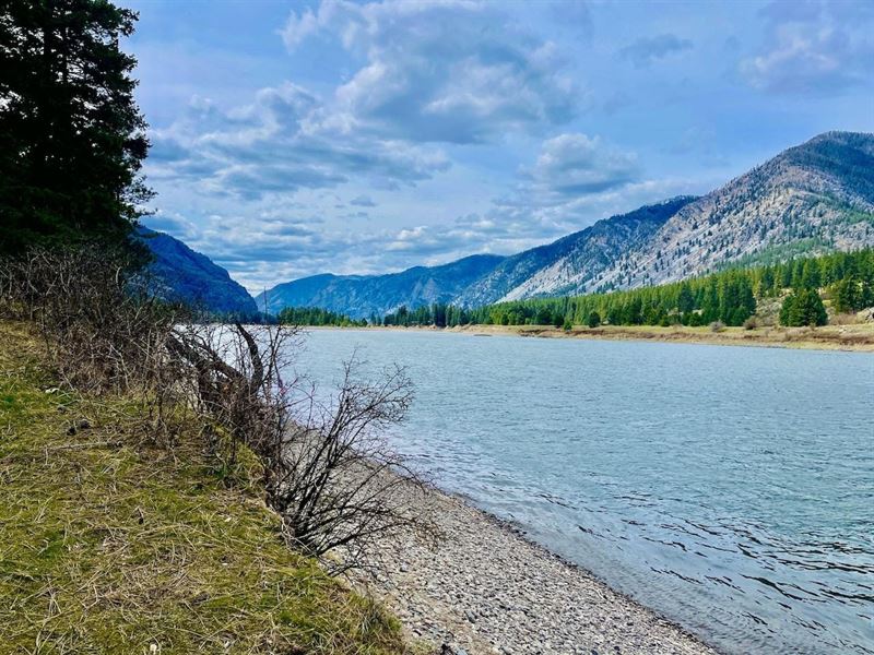 Clark Fork Riverfront Homes : Plains : Sanders County : Montana