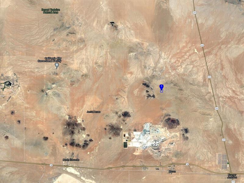 40 Acres in Kern County : Aerial Acres : Kern County : California